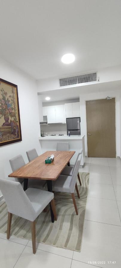 Legasi Suites Service Klcc Kuala Lumpur Exteriör bild